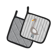 Load image into Gallery viewer, Grey Goose Pot Holders - Set of 2 - Heat-Resistant Kitchen Essentials BB6749PTHD