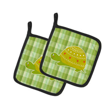 Load image into Gallery viewer, Turtle on the Move Pot Holders - Set of 2 - Heat-Resistant Kitchen Essentials BB6750PTHD