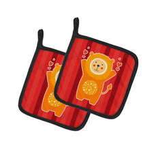 Load image into Gallery viewer, Lion Love Pot Holders - Set of 2 - Heat-Resistant Kitchen Essentials BB6754PTHD