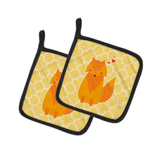 Load image into Gallery viewer, Foxy Love Pot Holders - Set of 2 - Heat-Resistant Kitchen Essentials BB6758PTHD