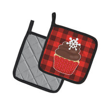 Load image into Gallery viewer, Christmas Cupcake Pot Holders - Set of 2 - Heat-Resistant Kitchen Essentials BB6817PTHD