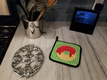 Load image into Gallery viewer, Christmas Donut Pot Holders - Set of 2 - Heat-Resistant Kitchen Essentials BB6818PTHD