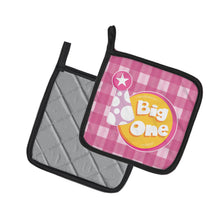 Load image into Gallery viewer, Girl Big One Pot Holders - Set of 2 - Heat-Resistant Kitchen Essentials BB6830PTHD