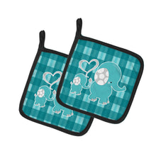 Load image into Gallery viewer, Plaid Momma and Baby Elephant Pot Holders - Set of 2 - Heat-Resistant Kitchen Essentials BB6839PTHD
