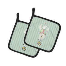 Load image into Gallery viewer, Circus Bear Pot Holders - Set of 2 - Heat-Resistant Kitchen Essentials BB6861PTHD