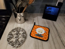 Load image into Gallery viewer, Sheep on Orange Quatrafoil Pot Holders - Set of 2 - Heat-Resistant Kitchen Essentials BB6872PTHD