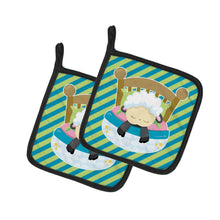 Load image into Gallery viewer, Sheep in Bed Pot Holders - Set of 2 - Heat-Resistant Kitchen Essentials BB6876PTHD