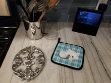 Load image into Gallery viewer, White Kitten Pot Holders - Set of 2 - Heat-Resistant Kitchen Essentials BB6883PTHD