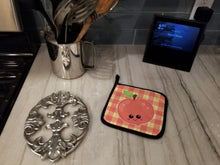 Load image into Gallery viewer, Perfectly Peach Pot Holders - Set of 2 - Heat-Resistant Kitchen Essentials BB6887PTHD
