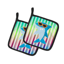 Load image into Gallery viewer, Cool Kat Shark Pot Holders - Set of 2 - Heat-Resistant Kitchen Essentials BB6944PTHD