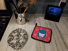 Load image into Gallery viewer, Shark Wide Open Pot Holders - Set of 2 - Heat-Resistant Kitchen Essentials BB6945PTHD