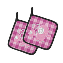Load image into Gallery viewer, Elephant and Baby Pot Holders - Set of 2 - Heat-Resistant Kitchen Essentials BB6953PTHD