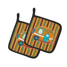 Load image into Gallery viewer, Retro Camper Pot Holders - Set of 2 - Heat-Resistant Kitchen Essentials BB6956PTHD