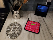 Load image into Gallery viewer, Strawberry Face Pot Holders - Set of 2 - Heat-Resistant Kitchen Essentials BB6989PTHD
