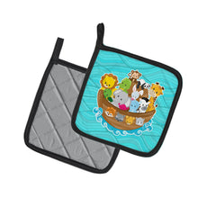 Load image into Gallery viewer, Noah's Ark Pot Holders - Set of 2 - Heat-Resistant Kitchen Essentials BB7021PTHD