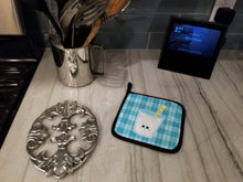Load image into Gallery viewer, Milk Face Pot Holders - Set of 2 - Heat-Resistant Kitchen Essentials BB7047PTHD