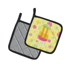 Load image into Gallery viewer, Ice Pop Popsicle Polkadots Pot Holders - Set of 2 - Heat-Resistant Kitchen Essentials BB7065PTHD