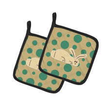 Load image into Gallery viewer, Rabbit on Polkadots Pot Holders - Set of 2 - Heat-Resistant Kitchen Essentials BB7083PTHD