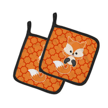Load image into Gallery viewer, Baby Fox Quatrafoil Pot Holders - Set of 2 - Heat-Resistant Kitchen Essentials BB7085PTHD