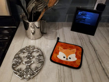 Load image into Gallery viewer, Baby Fox Face Polkadots Pot Holders - Set of 2 - Heat-Resistant Kitchen Essentials BB7089PTHD