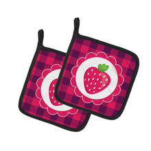 Load image into Gallery viewer, Stawberry Pot Holders - Set of 2 - Heat-Resistant Kitchen Essentials BB7105PTHD
