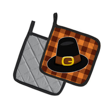 Load image into Gallery viewer, Thanksgiving Pilgrim Hat Pot Holders - Set of 2 - Heat-Resistant Kitchen Essentials BB7112PTHD