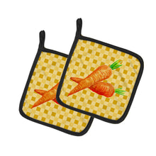 Load image into Gallery viewer, Carrots on Basketweave Pot Holders - Set of 2 - Heat-Resistant Kitchen Essentials BB7189PTHD