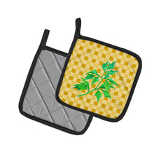 Load image into Gallery viewer, Celery on Basketweave Pot Holders - Set of 2 - Heat-Resistant Kitchen Essentials BB7192PTHD