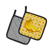Load image into Gallery viewer, Banana Bunch on Basketweave Pot Holders - Set of 2 - Heat-Resistant Kitchen Essentials BB7222PTHD