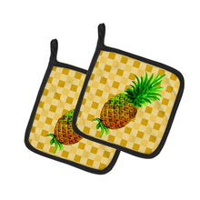 Load image into Gallery viewer, Whole Pineapple on Basketweave Pot Holders - Set of 2 - Heat-Resistant Kitchen Essentials BB7246PTHD