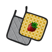 Load image into Gallery viewer, Strawberry on Basketweave Pot Holders - Set of 2 - Heat-Resistant Kitchen Essentials BB7251PTHD