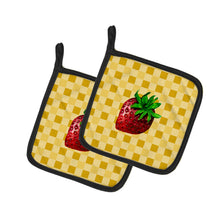 Load image into Gallery viewer, Strawberry on Basketweave Pot Holders - Set of 2 - Heat-Resistant Kitchen Essentials BB7251PTHD