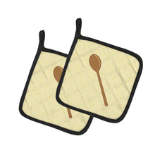 Load image into Gallery viewer, Wooden Spoon on Yellow Pot Holders - Set of 2 - Heat-Resistant Kitchen Essentials BB7285PTHD