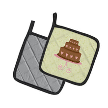 Load image into Gallery viewer, Heart Chocolate Cake on Green Pot Holders - Set of 2 - Heat-Resistant Kitchen Essentials BB7303PTHD