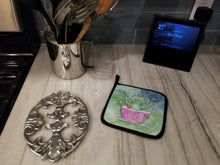 Load image into Gallery viewer, Frog Bathing Watercolor Pot Holders - Set of 2 - Heat-Resistant Kitchen Essentials BB7343PTHD