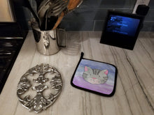 Load image into Gallery viewer, Cat Face Watercolor Pot Holders - Set of 2 - Heat-Resistant Kitchen Essentials BB7355PTHD
