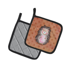 Load image into Gallery viewer, Polkadot Hedgehog Watercolor Pot Holders - Set of 2 - Heat-Resistant Kitchen Essentials BB7378PTHD