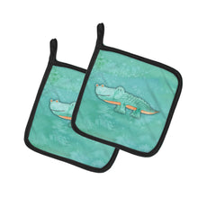 Load image into Gallery viewer, Alligator Watercolor Pot Holders - Set of 2 - Heat-Resistant Kitchen Essentials BB7385PTHD