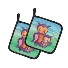 Load image into Gallery viewer, Momma and Baby Owl Watercolor Pot Holders - Set of 2 - Heat-Resistant Kitchen Essentials BB7430PTHD