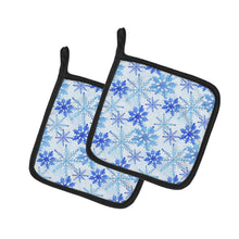 Load image into Gallery viewer, Blue Snowflakes Watercolor Pot Holders - Set of 2 - Heat-Resistant Kitchen Essentials BB7484PTHD