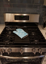 Load image into Gallery viewer, Watercolor Snowflake on Light Blue Oven Mitt BB7552OVMT