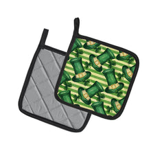 Load image into Gallery viewer, Watercolor St Patrick's Day Leprechan Hat Pot Holders - Set of 2 - Heat-Resistant Kitchen Essentials BB7558PTHD