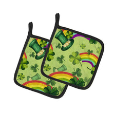 Load image into Gallery viewer, Watercolor St Patrick's Day Lucky Leprechan Pot Holders - Set of 2 - Heat-Resistant Kitchen Essentials BB7560PTHD