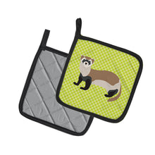Load image into Gallery viewer, Ferret Green Pot Holders - Set of 2 - Heat-Resistant Kitchen Essentials BB7704PTHD