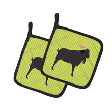 Load image into Gallery viewer, Verata Goat Green Pot Holders - Set of 2 - Heat-Resistant Kitchen Essentials BB7708PTHD