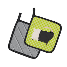 Load image into Gallery viewer, Welsh Black-Necked Goat Green Pot Holders - Set of 2 - Heat-Resistant Kitchen Essentials