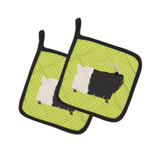 Load image into Gallery viewer, Welsh Black-Necked Goat Green Pot Holders - Set of 2 - Heat-Resistant Kitchen Essentials