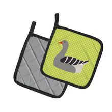Load image into Gallery viewer, Pilgrim Goose Green Pot Holders - Set of 2 - Heat-Resistant Kitchen Essentials BB7719PTHD