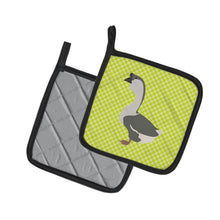 Load image into Gallery viewer, African Goose Green Pot Holders - Set of 2 - Heat-Resistant Kitchen Essentials BB7725PTHD