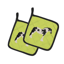 Load image into Gallery viewer, Cyldesdale Horse Green Pot Holders - Set of 2 - Heat-Resistant Kitchen Essentials BB7738PTHD